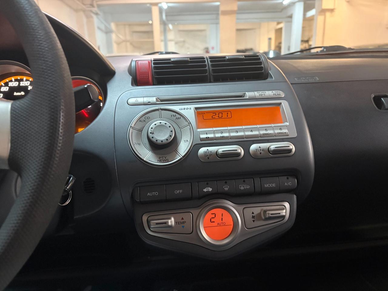 Honda Jazz 1.4 i-DSi 5p. LS