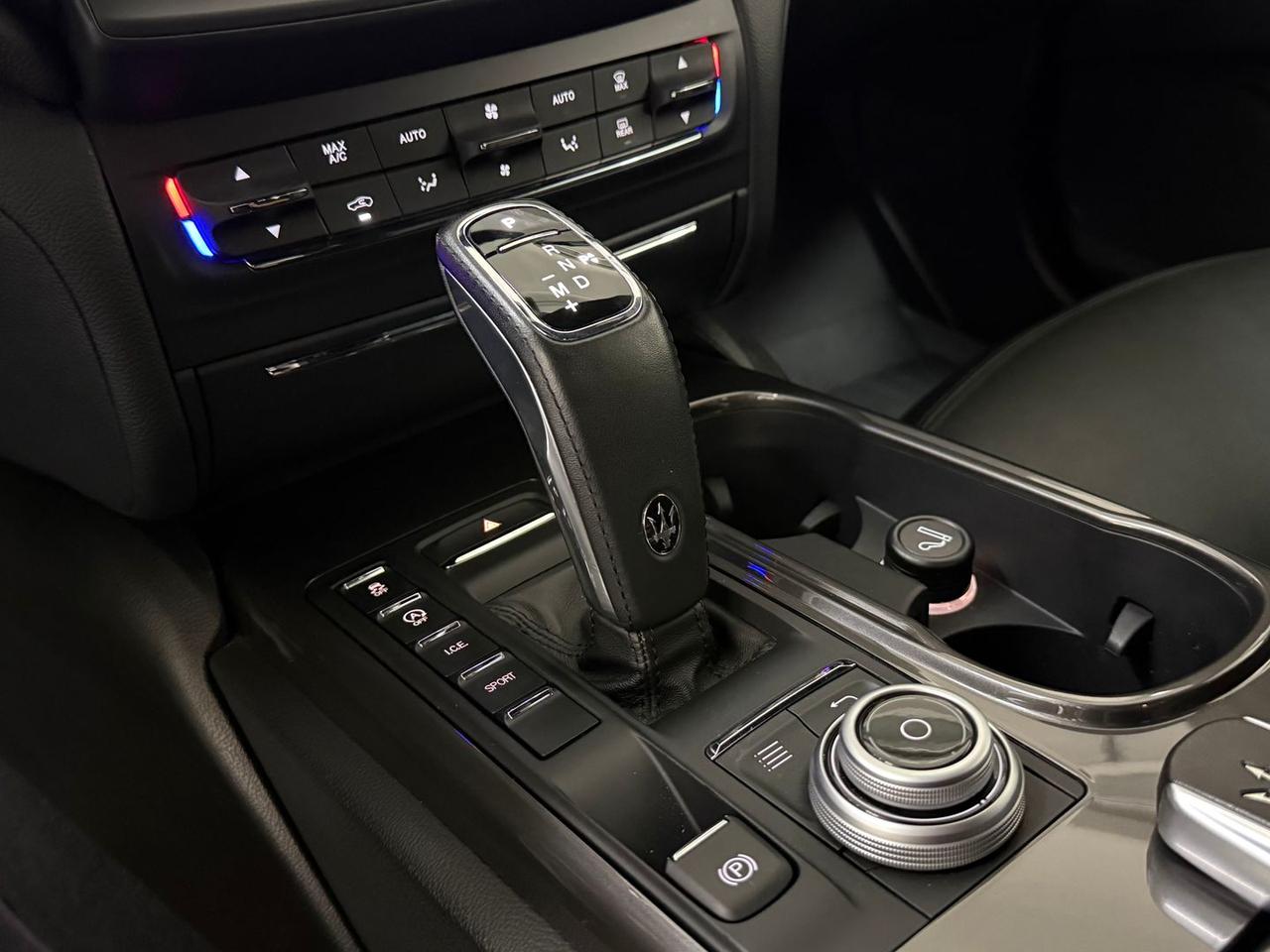 Maserati Ghibli 3.0 V6 Nerissimo Edition #7059