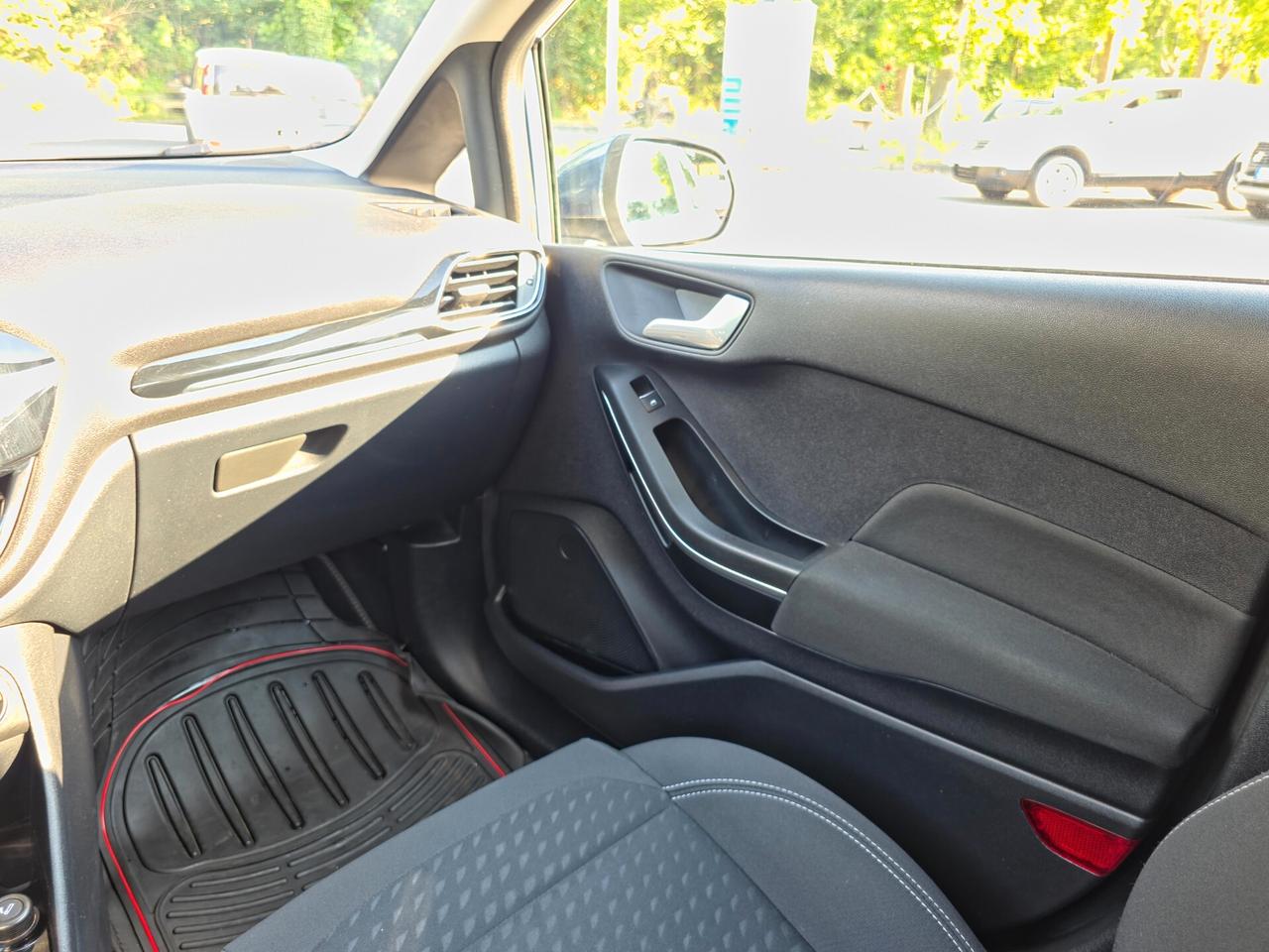 Ford Fiesta 1.5 EcoBlue 5 porte Vignale CV-86 E6 Manuale NEO 2020