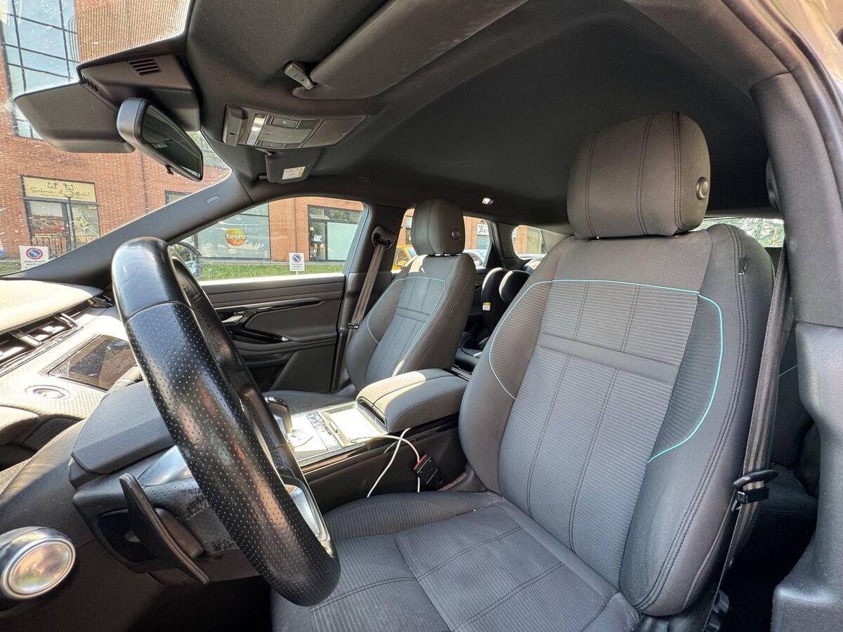 Land Rover Range Rover Evoque 2.0d i4 mhev R-Dynamic SE awd 150cv auto