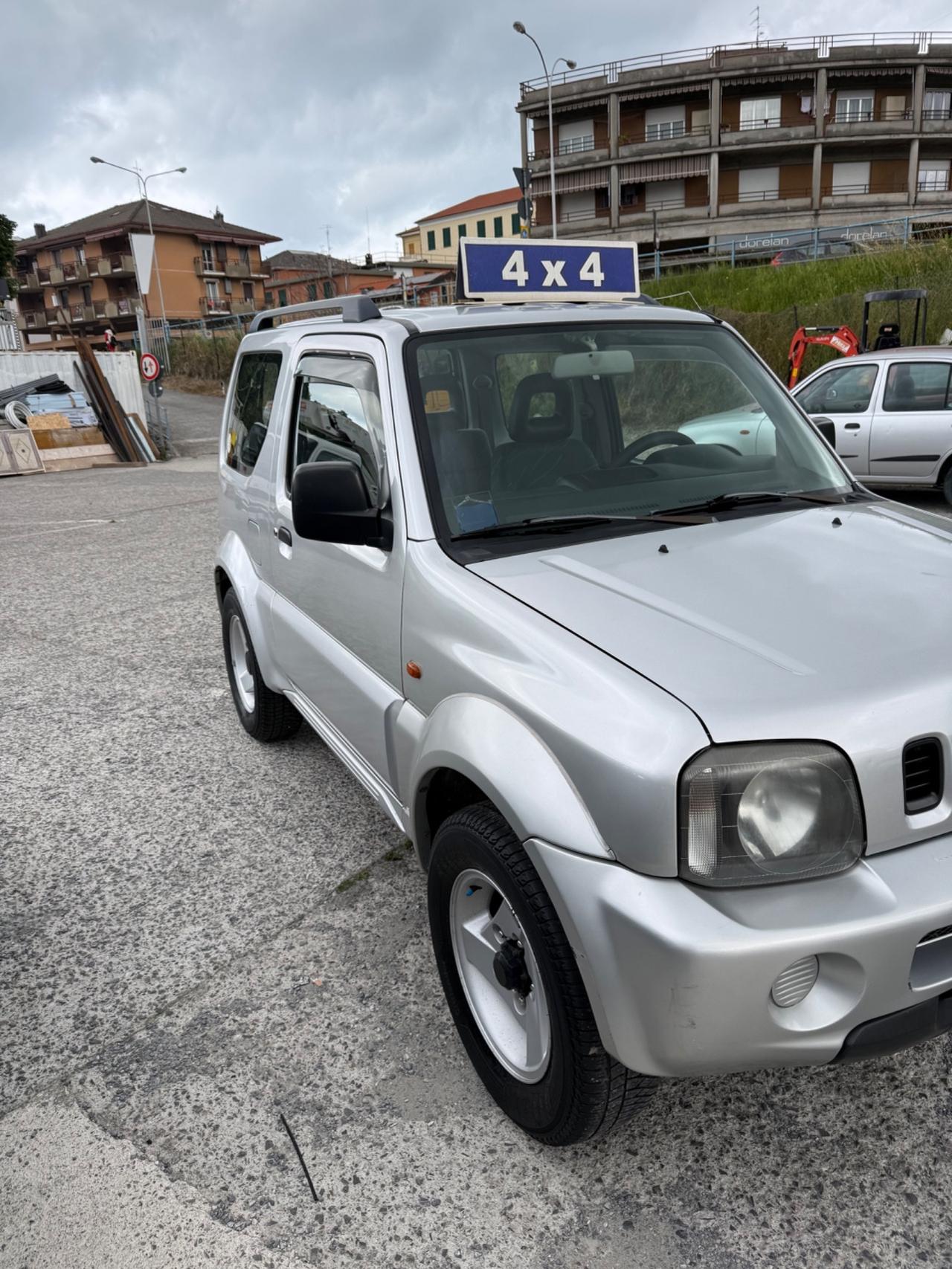 Suzuki Jimny 1.3i 16V cat 4WD JLX
