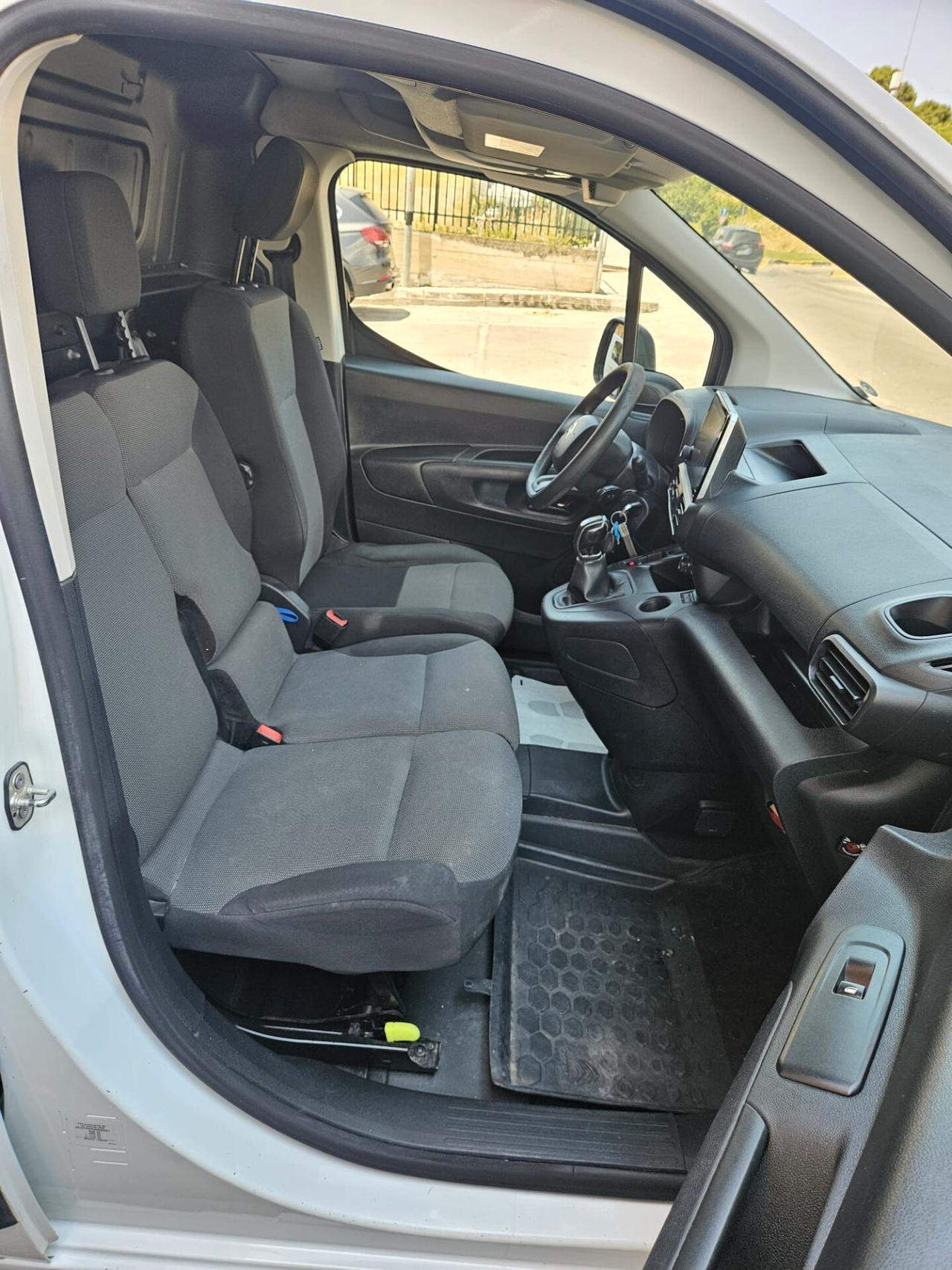 Citroen Berlingo N1 2019 1.5 100CV IVA ESPOSTA 3P.
