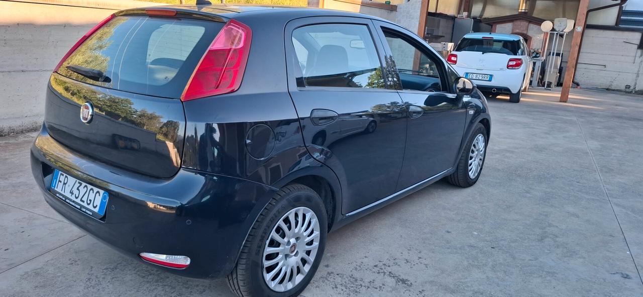 Fiat Punto 1.3 MJT II S&S 95 CV 5 porte Street