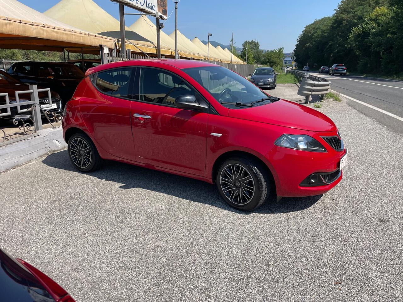 Lancia Ypsilon 1.0 FireFly 5 porte S&S Hybrid Ecochic Gold