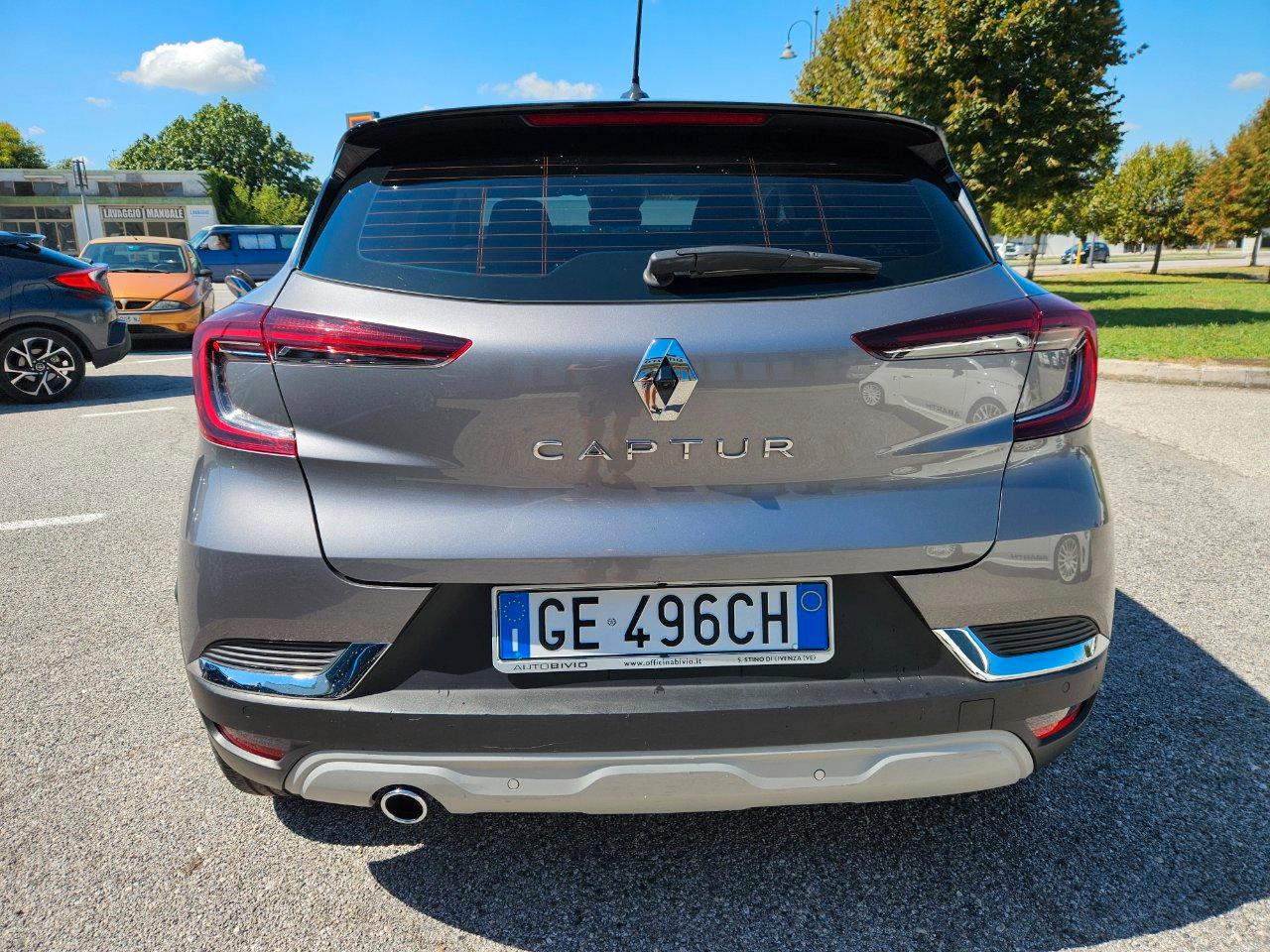 Renault Captur 1.5 blue dci Initiale Paris 115cv edc
