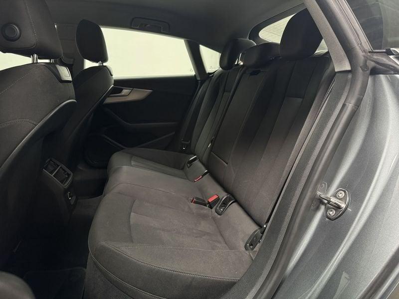 Audi A5 Sportback 40 2.0 tdi 190cv S-Tronic Business Advanced Virtual Cockpit Fari LED Sedili Riscaldabili