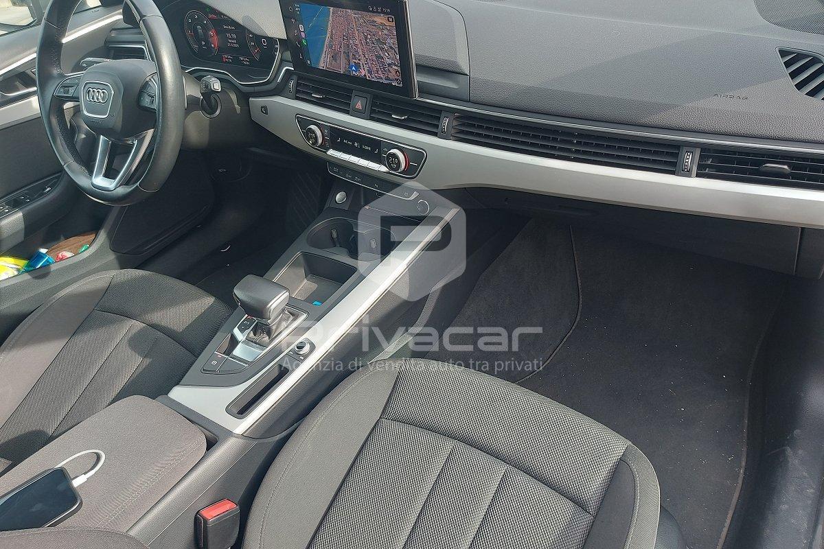 AUDI A4 Avant 30 TDI/136 CV S tronic Business Advanced