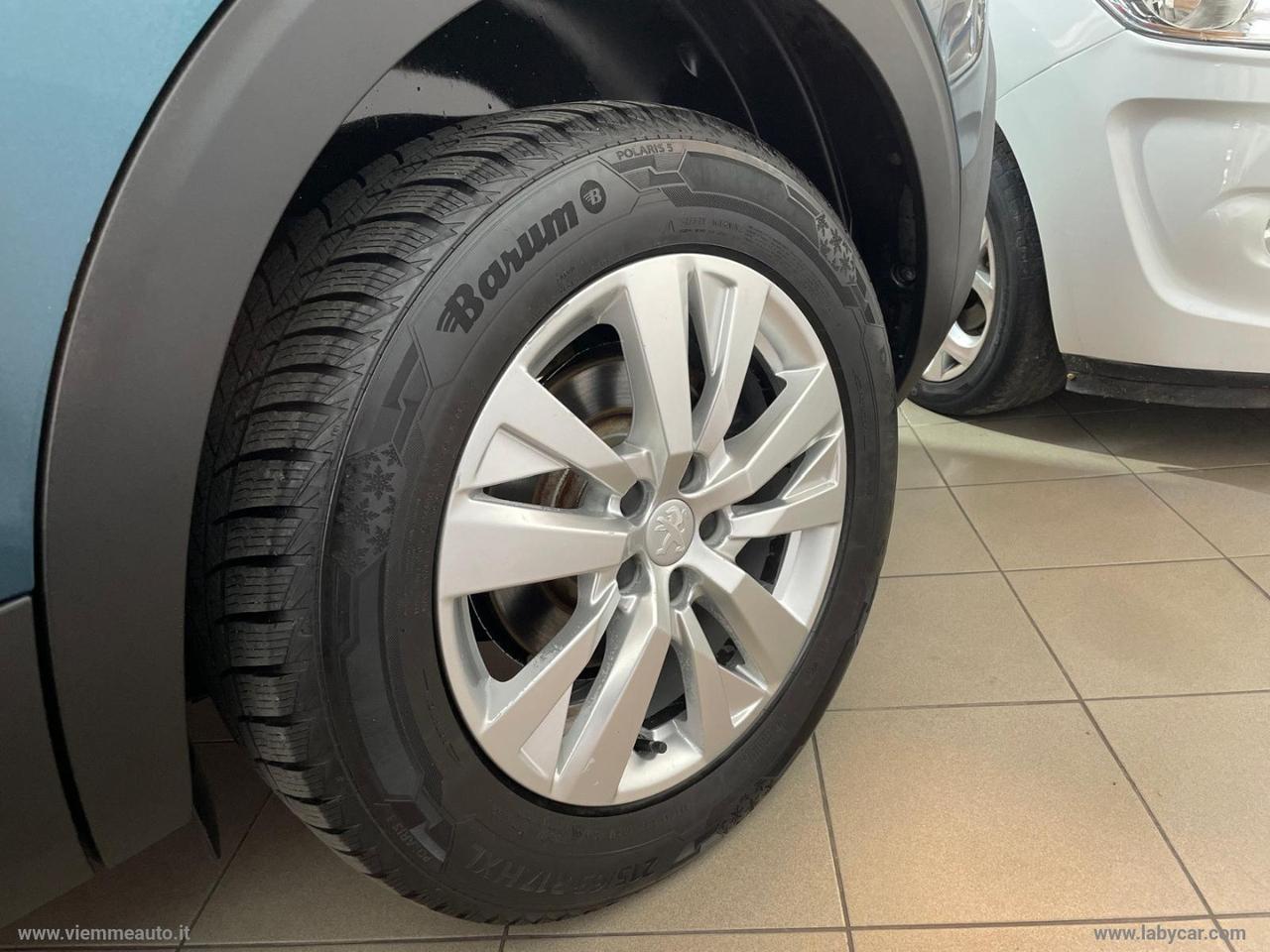 PEUGEOT 5008 BlueHDi 130 S&S Allure