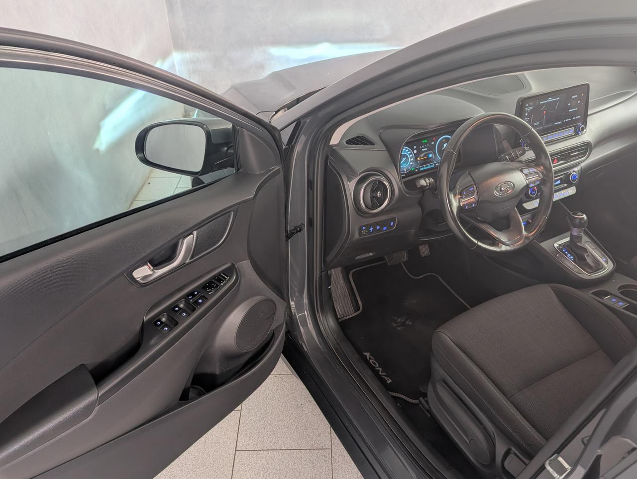 Hyundai Kona 1.6 gdi hev DCT Xline