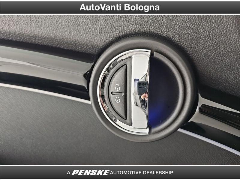 MINI Mini Mini 3p 1.5 Cooper Essential Premium Mid Package auto