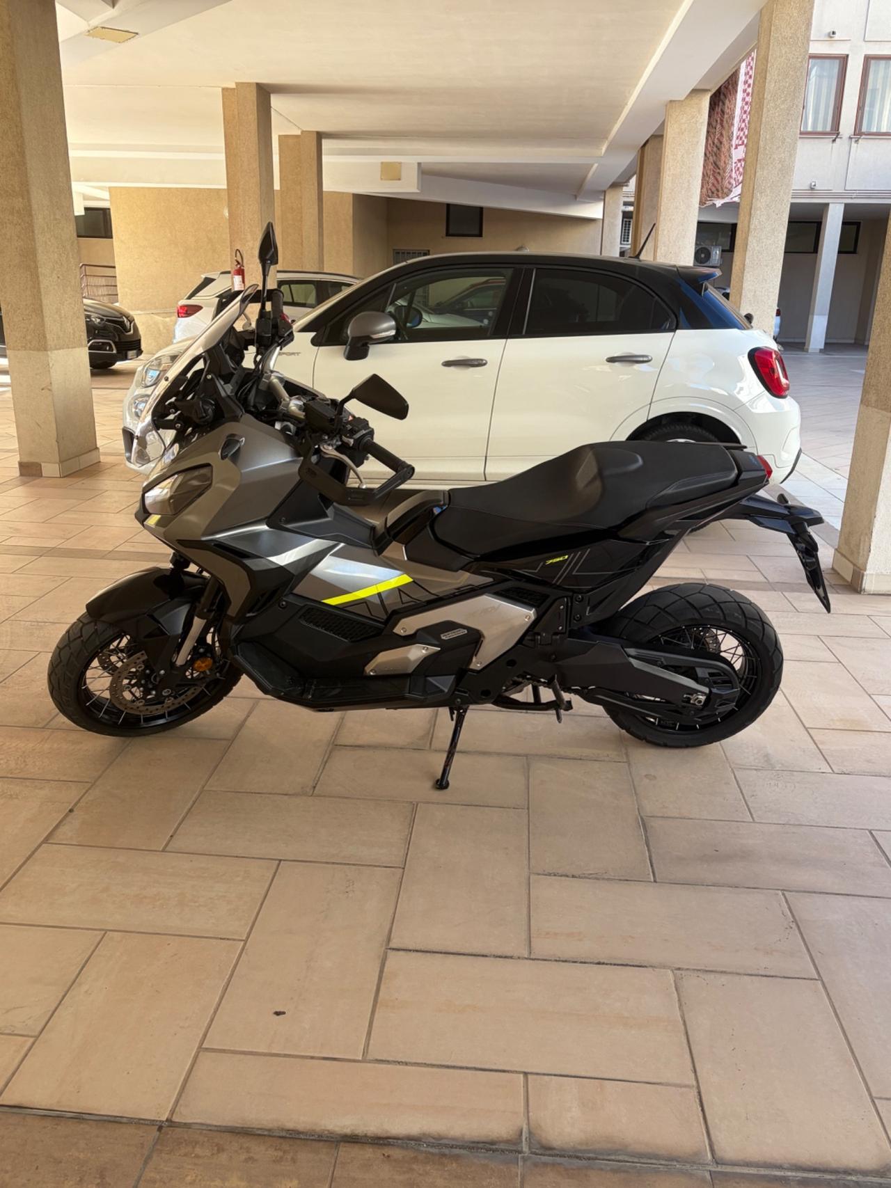 Honda X-ADV 750 X adv