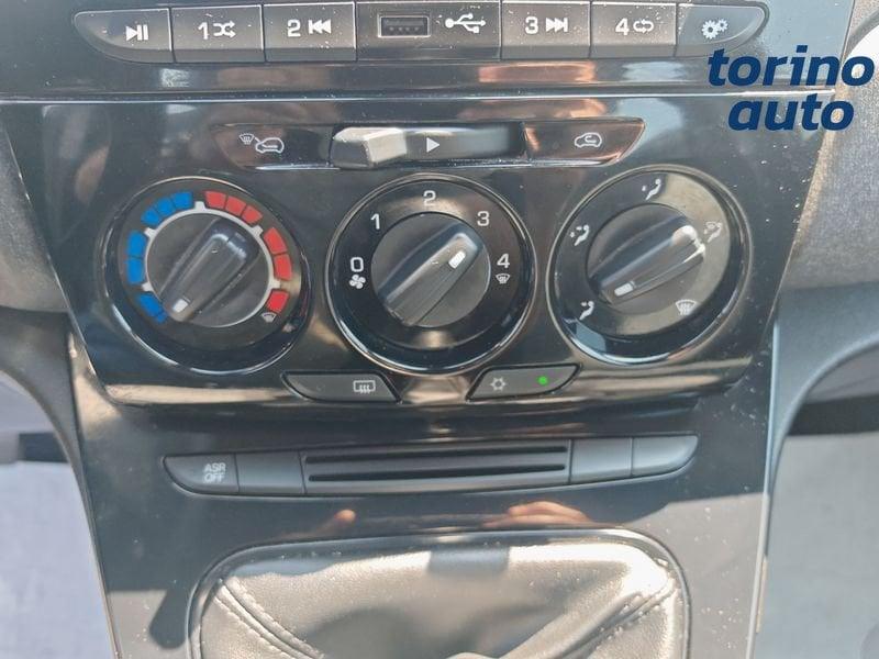 Lancia Ypsilon 1.2 69 CV 5 porte S&S Elefantino Blu