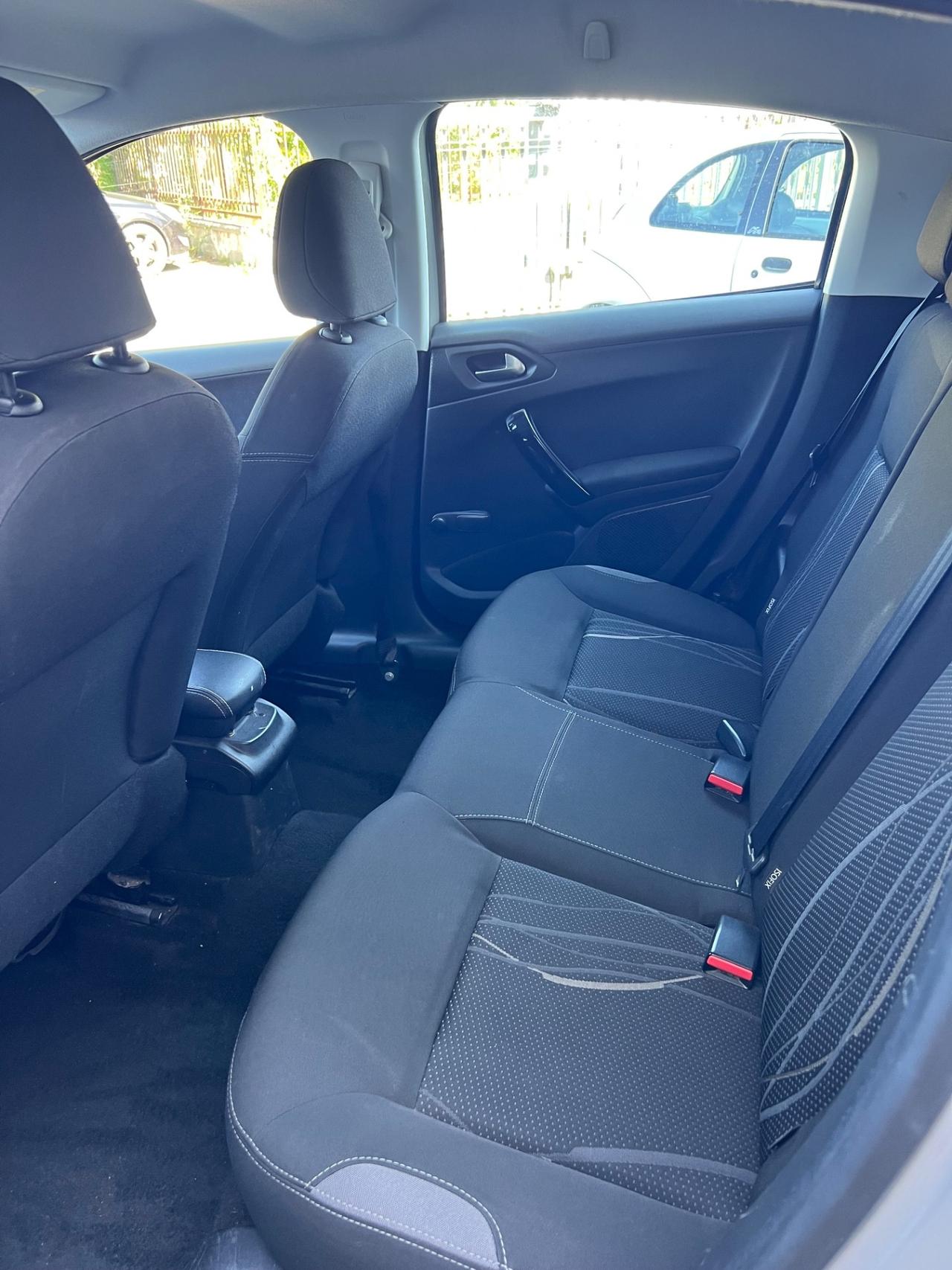 Peugeot 208 PureTech 82 5 porte Access