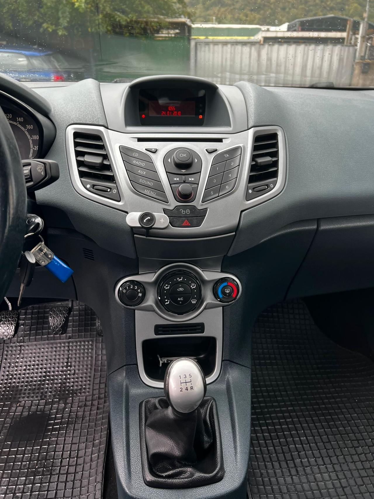 Ford Fiesta 1.4 96CV aut. 5 porte Titanium