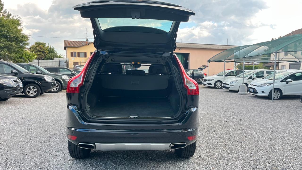 Volvo XC 60 XC60 D4 AWD Geartronic Momentum N1