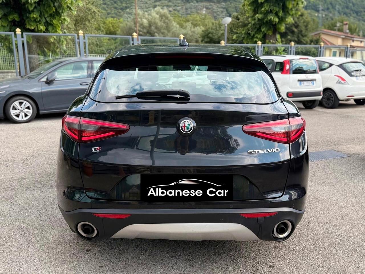 Alfa Romeo Stelvio 2.2 Turbodiesel 180 CV AT8 Q4 Business
