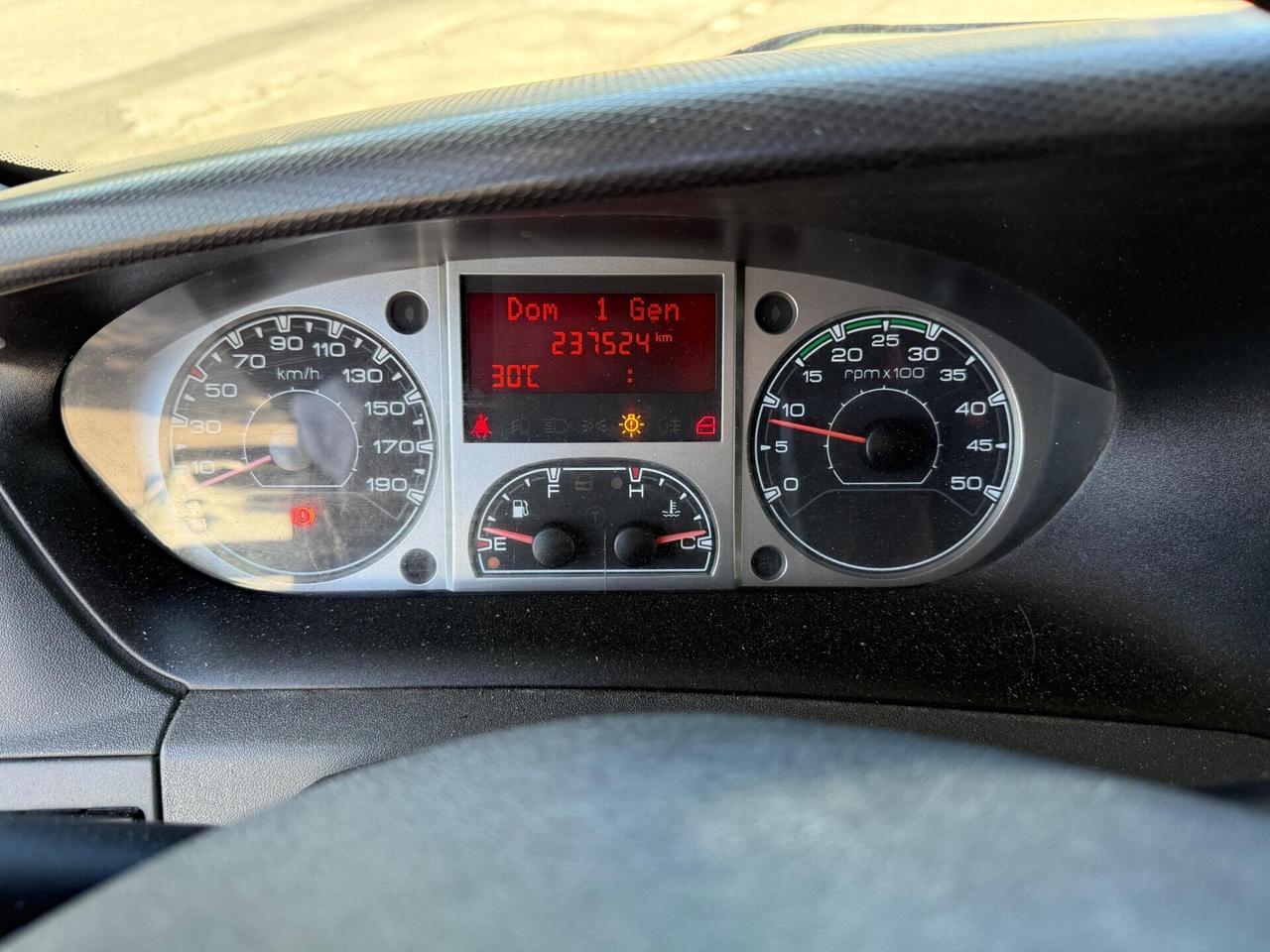 Iveco Daily 35 Furgone 3 Posti