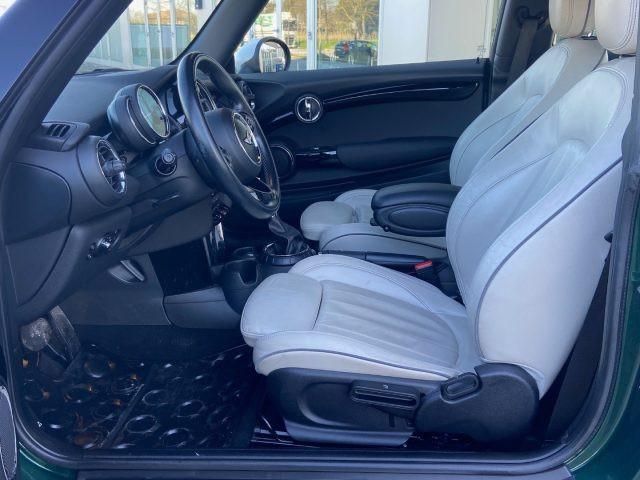 MINI Cooper D 1.5 Cambio Aut.