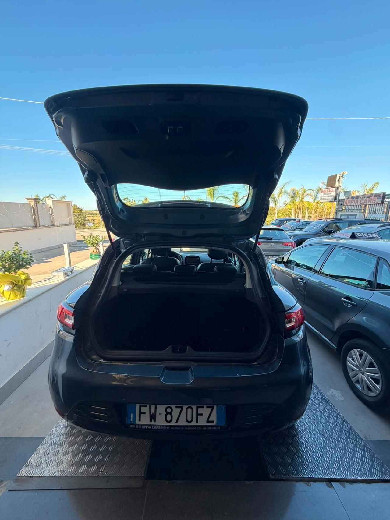 Renault Clio TCe 12V 90 CV GPL 5 porte Moschino Intens