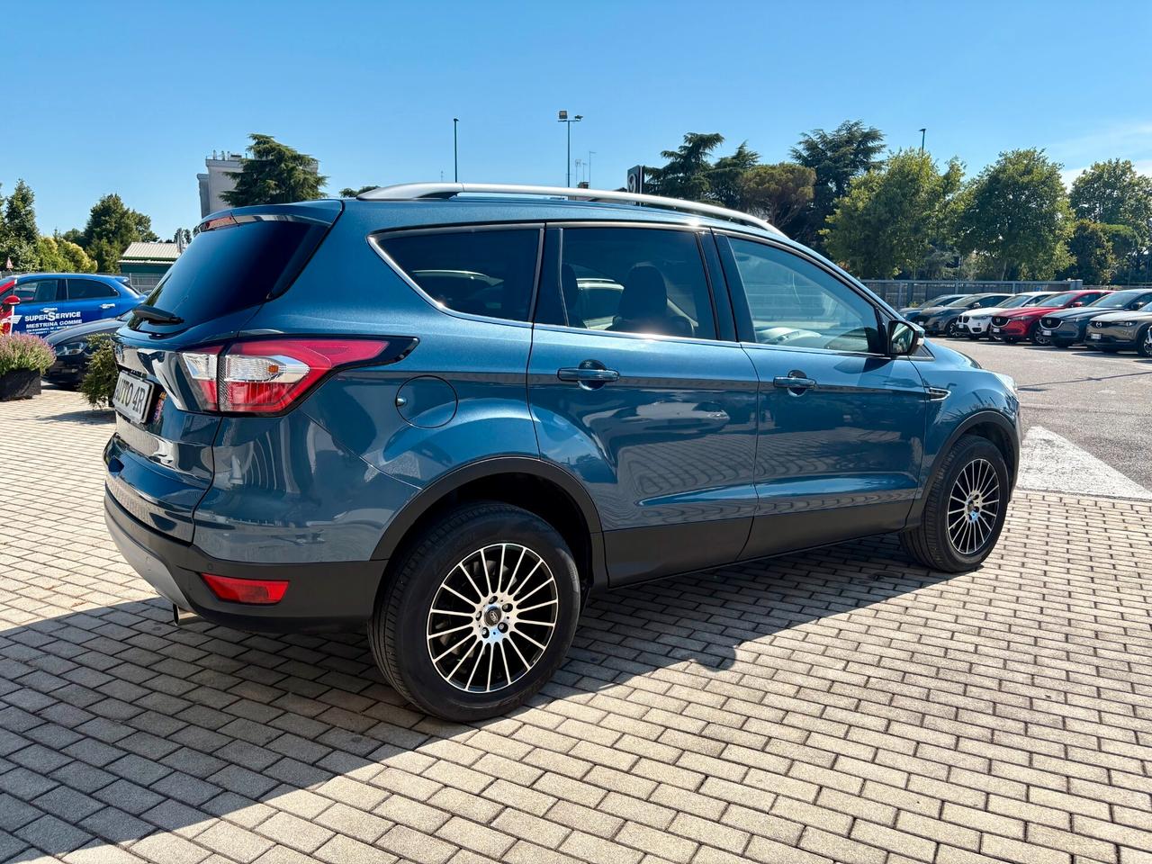 Ford Kuga 1.5 TDCI 120 CV S&S 2WD Business