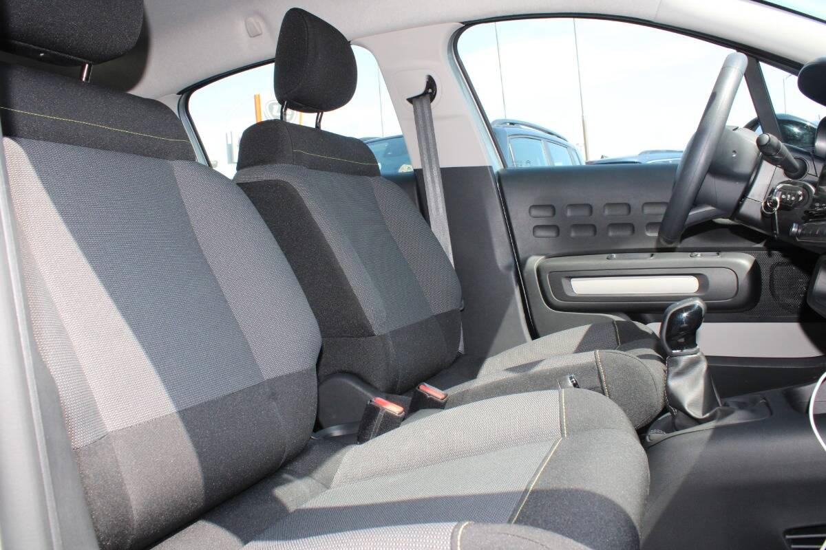 Citroen C3 1.2 puretech Feel Pack s&s 83cv con CarPlay