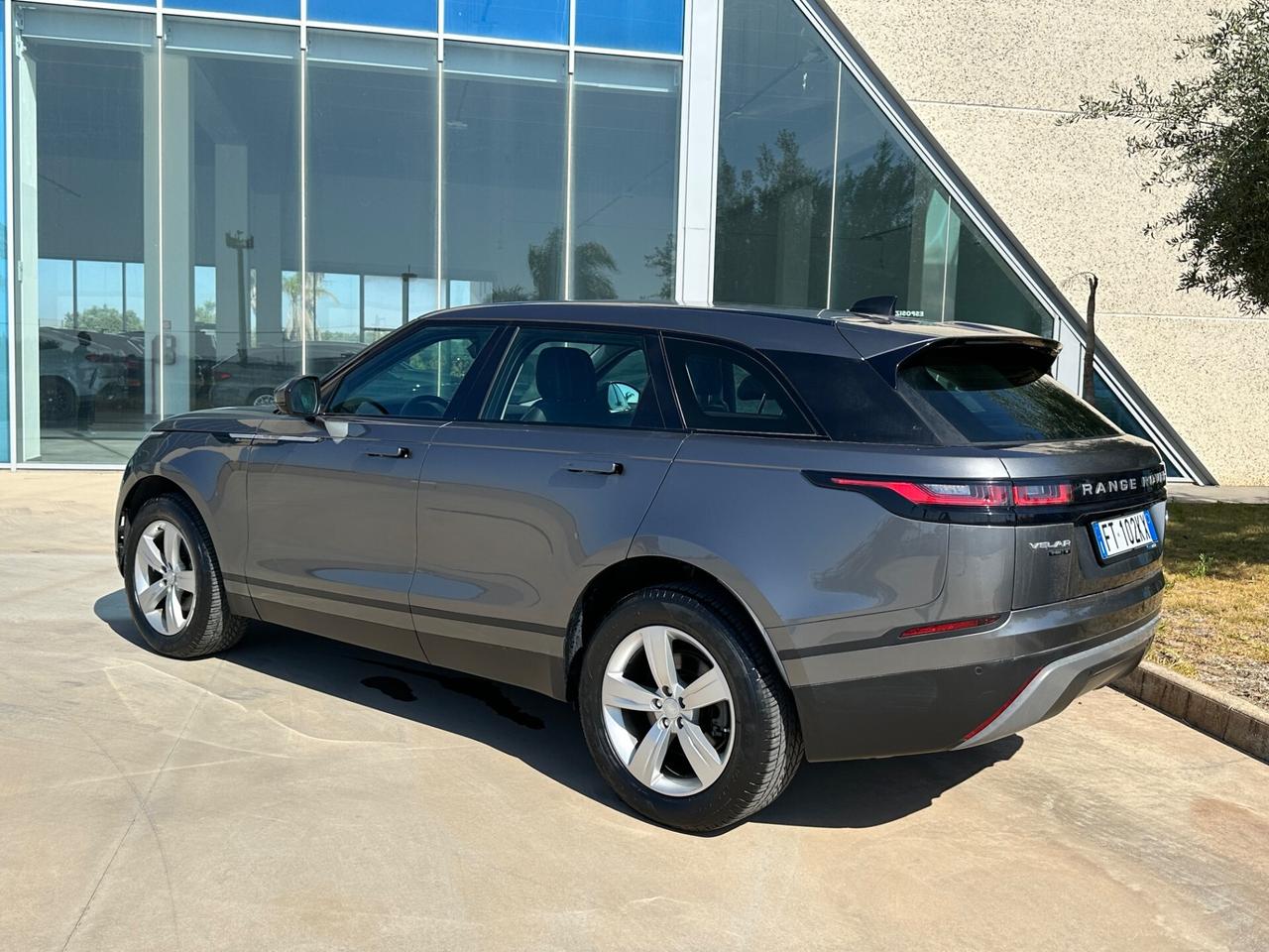 Land Rover Range Velar 2.0D I4 180 CV R-Dynamic