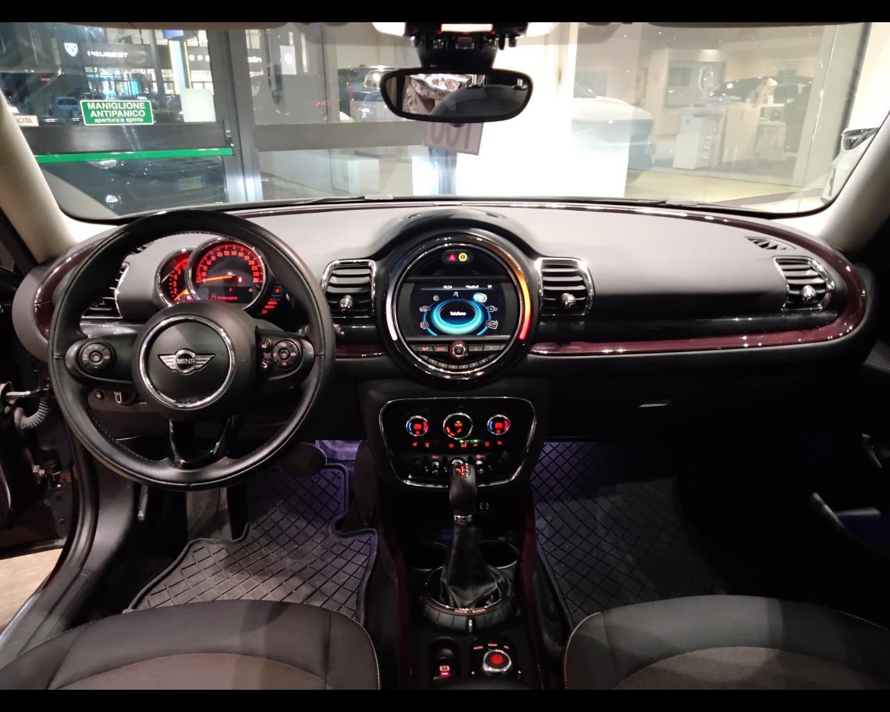 MINI Mini IV F54 2016 Clubman - Mini Clubman 2.0 Cooper D Hype au