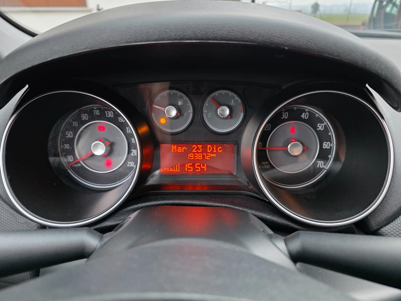 Fiat Punto Evo 1.4i GPL