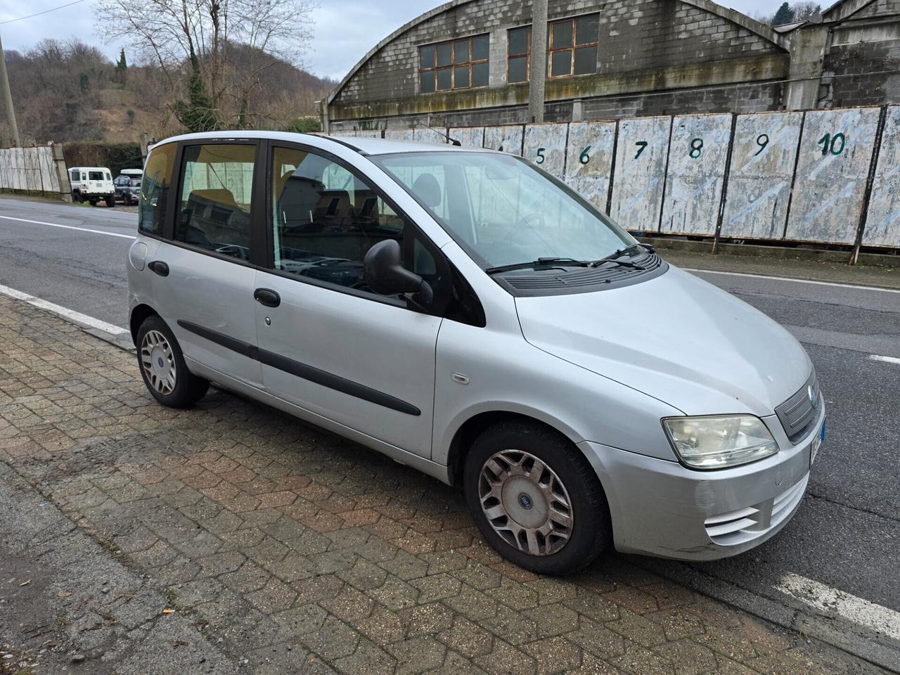 Fiat Multipla 1.9 MJT Dynamic 187km
