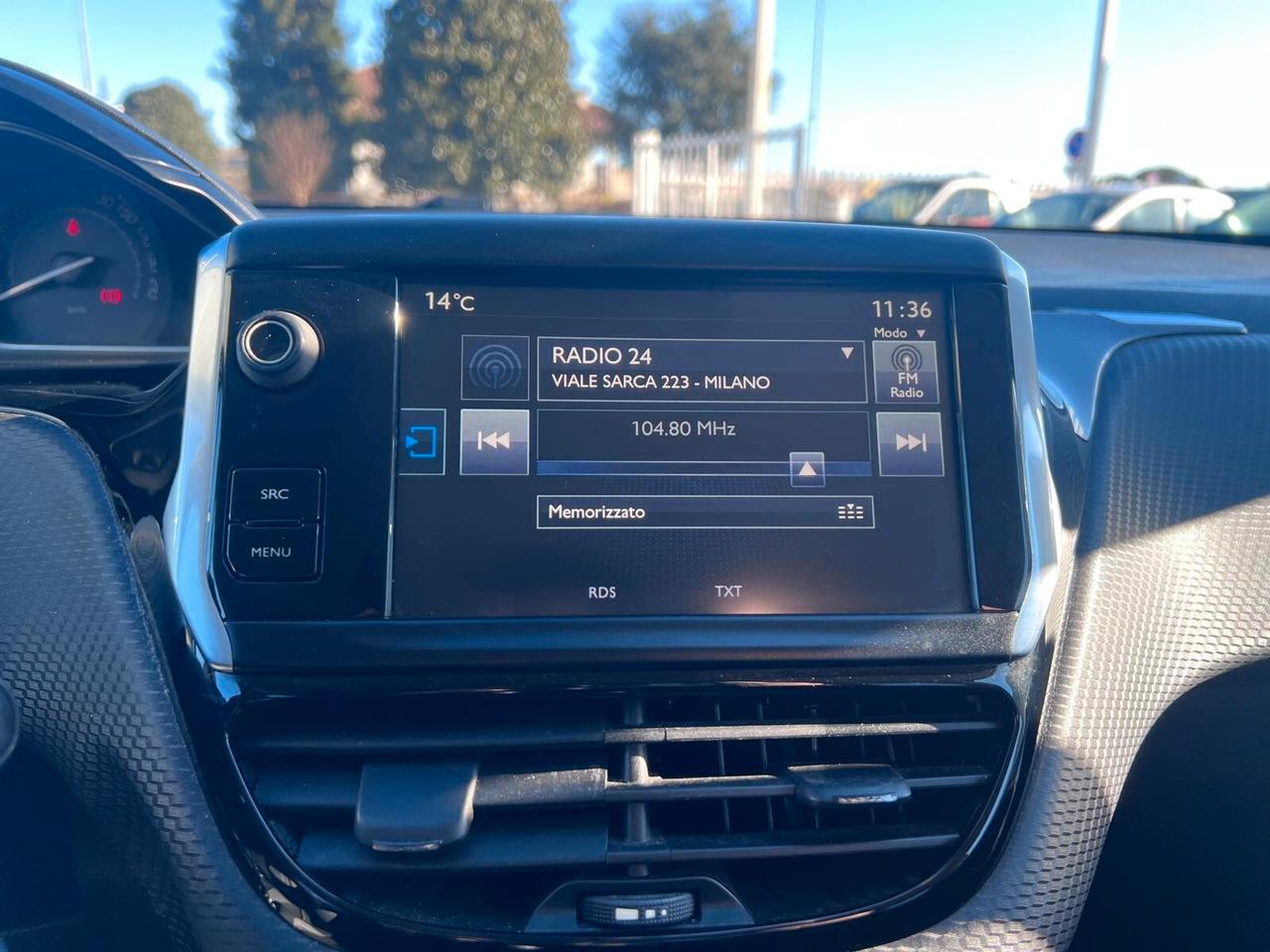 Peugeot 2008 1.6 e-HDi 92 CV Stop&Start Urban Cross