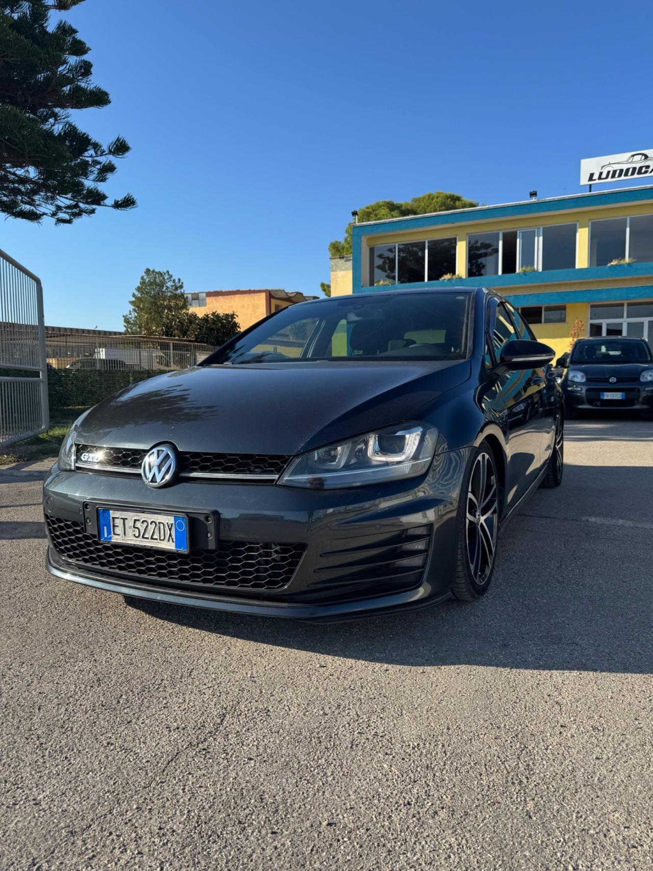 Volkswagen Golf 2.0 TDI DSG 5p. Highline BlueMotion Technology