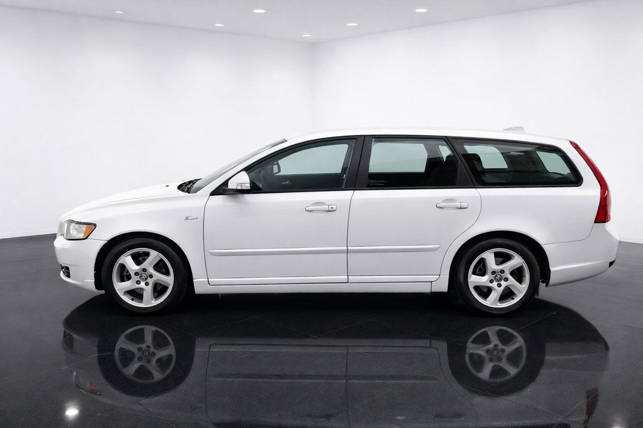 VOLVO V50 D2 R-DESIGN 1.6 DIESEL 114CV NEOPATENTATI EURO5