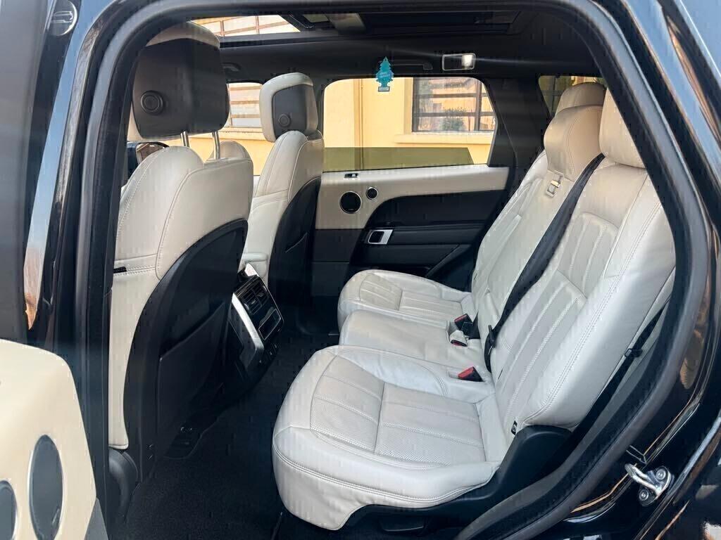 Land Rover Range Rover Sport 3.0 SDV6 HSE Dynamic