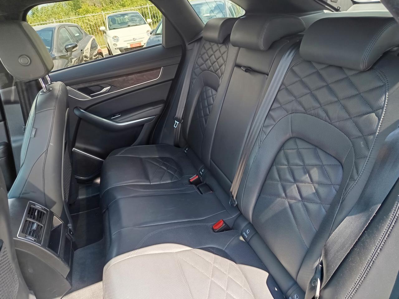 Jaguar F-Pace 2.0 D i4 MHEV 204 CV AWD aut. HSE