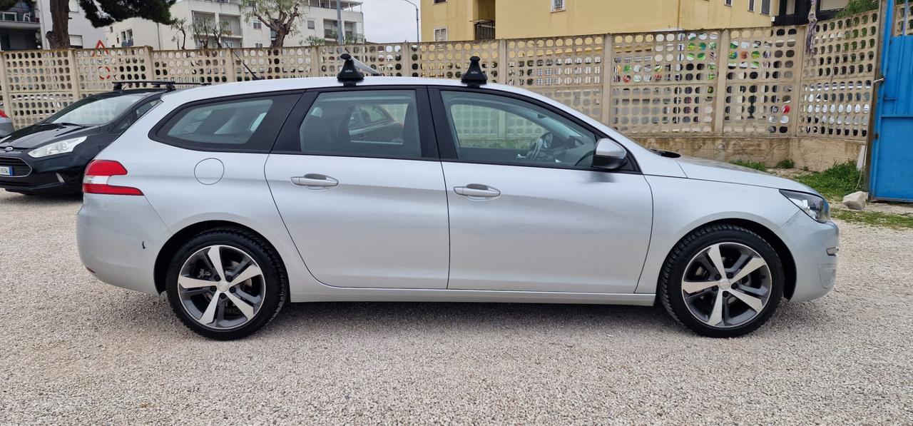 Peugeot 308 BlueHDi Business 2015 CRONO CASA MADRE