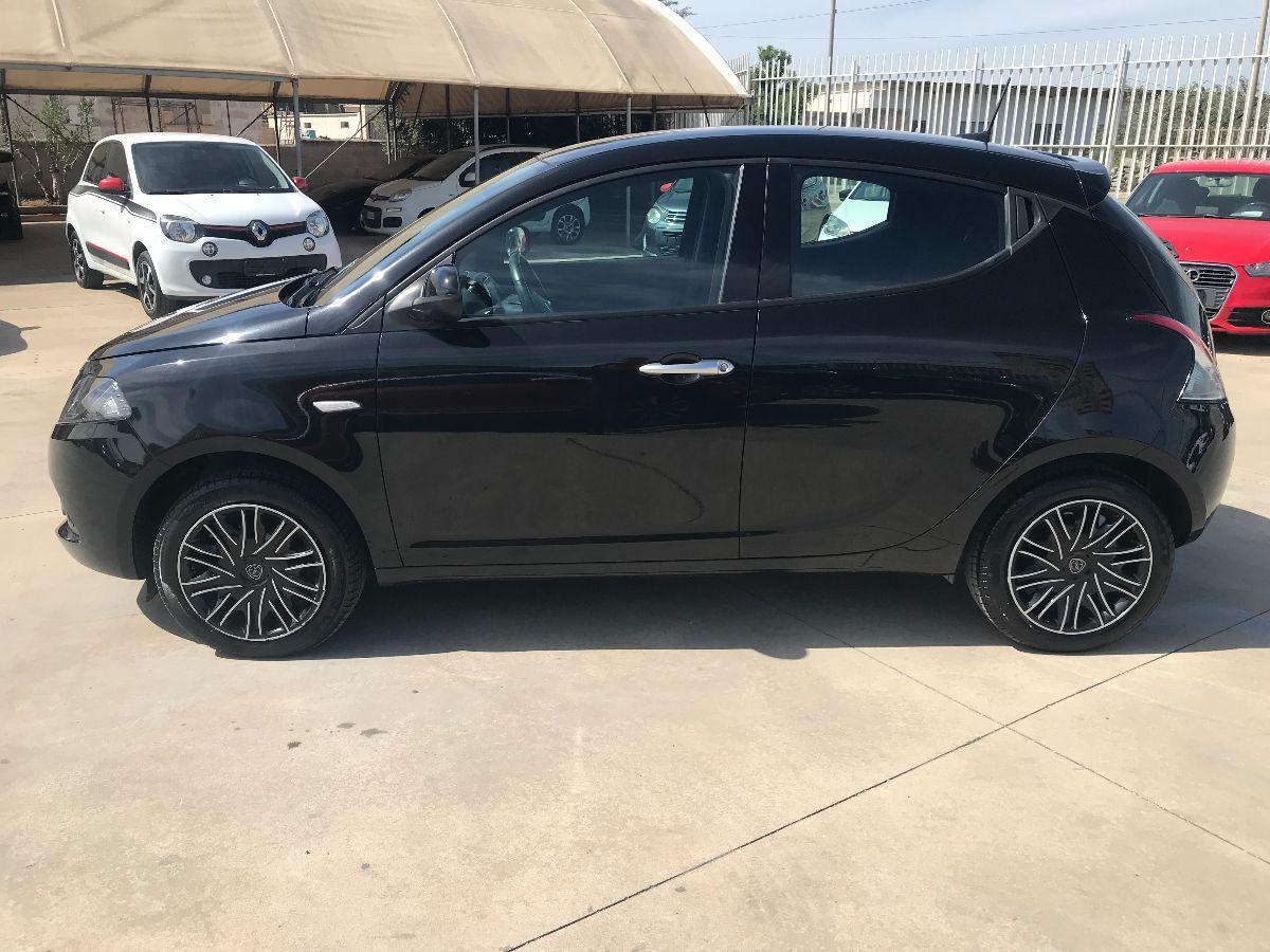 LANCIA Ypsilon 1.0 FireFly 5p.S&S Hybryd Gold