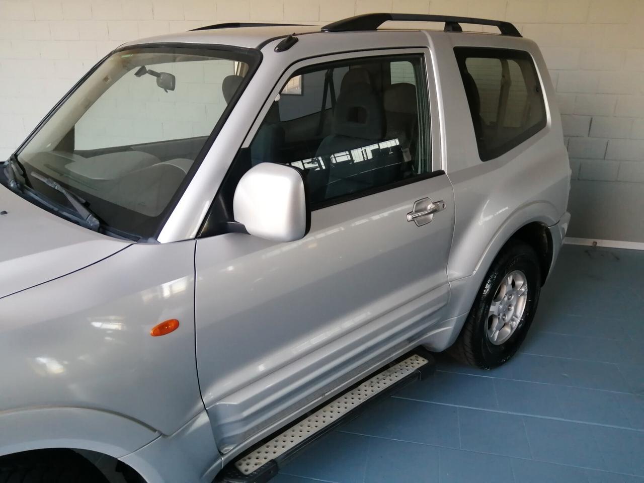 Mitsubishi Pajero 3.2 16V DI-D 3p. GLS