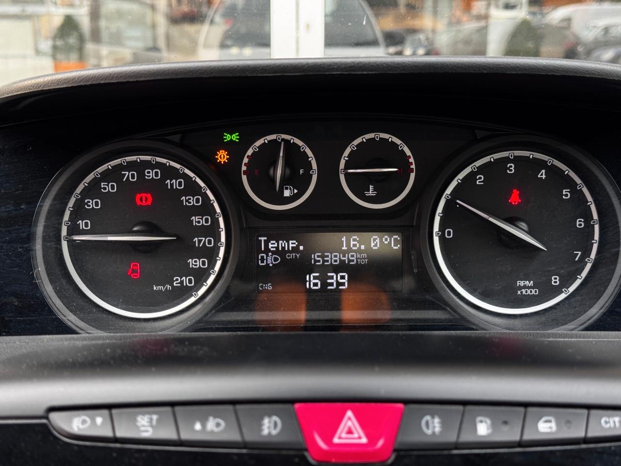 Lancia Ypsilon 0.9 TwinAir 85 CV 5 porte Metano Ecochic Elefantino