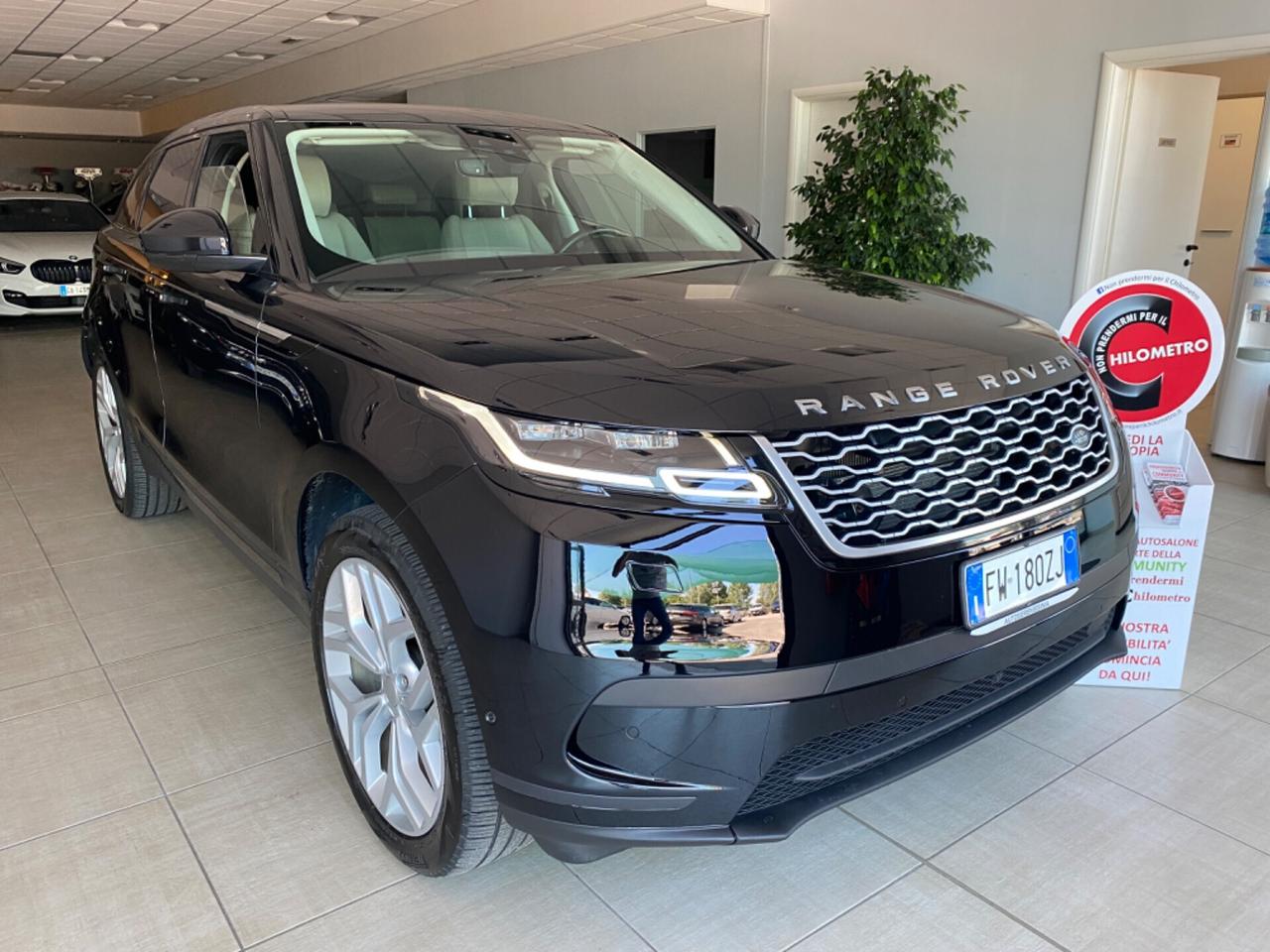 Land Rover Range Rover Velar My19 2.0 240 CV Garantita