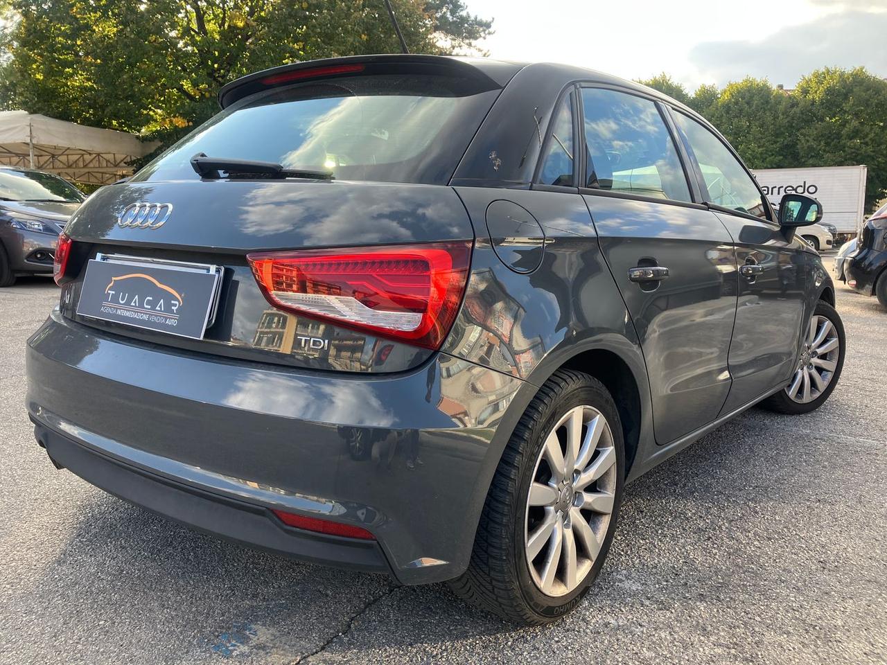 Audi A1 1.6 TDI Metal Plus #7139