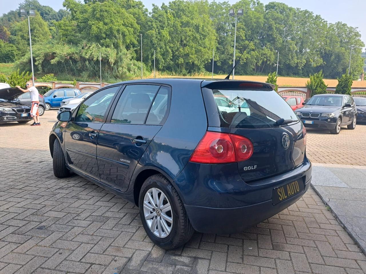 Volkswagen Golf 1.9 5p. / 105CV / OK NEOPATENTATI