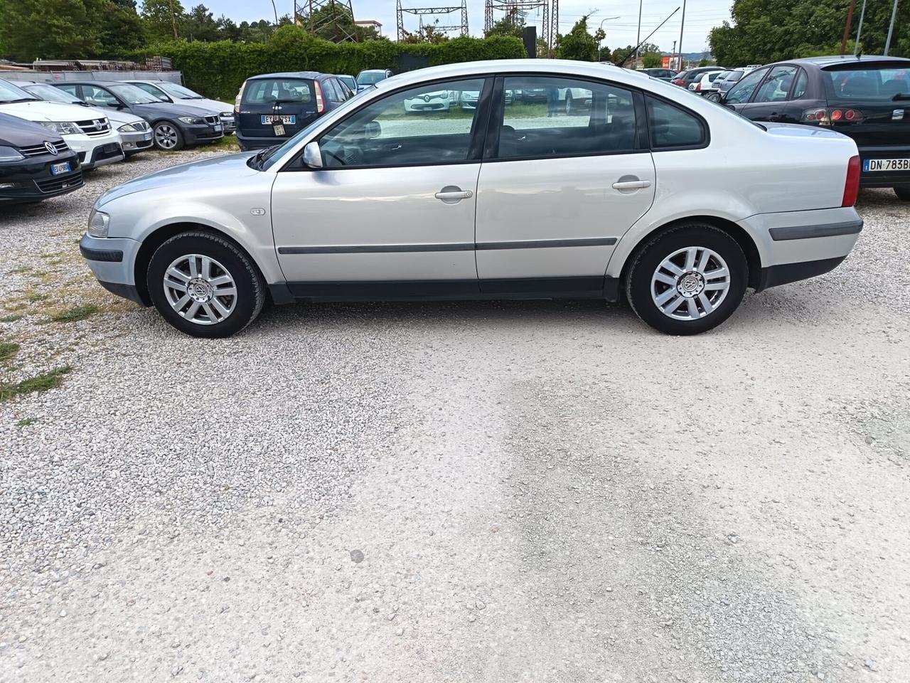 VOLKSWAGEN PASSAT 1 .9 TDI 116 CV – MOTORE COMPLETAMENTE RIFATTO OCCASIONE