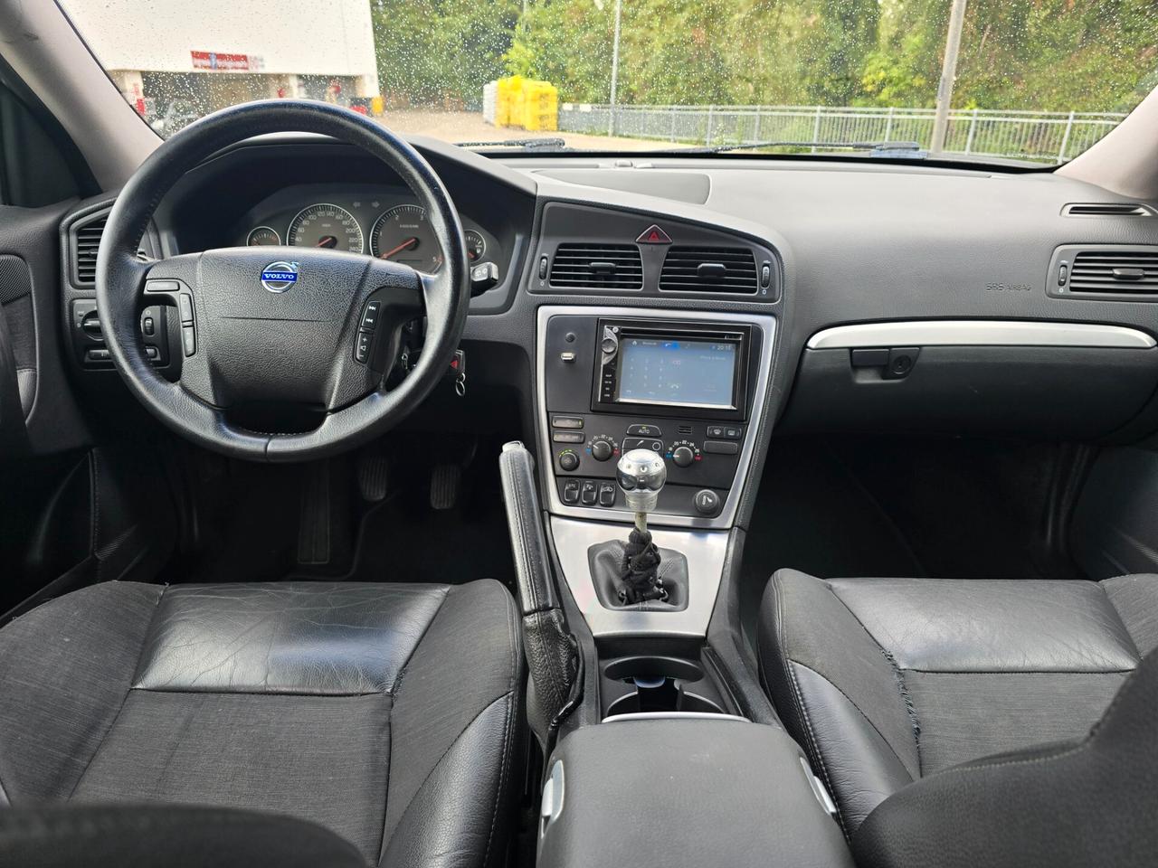 Volvo V70/XC70 V70 2.4 D 20V (163CV) cat Momentum