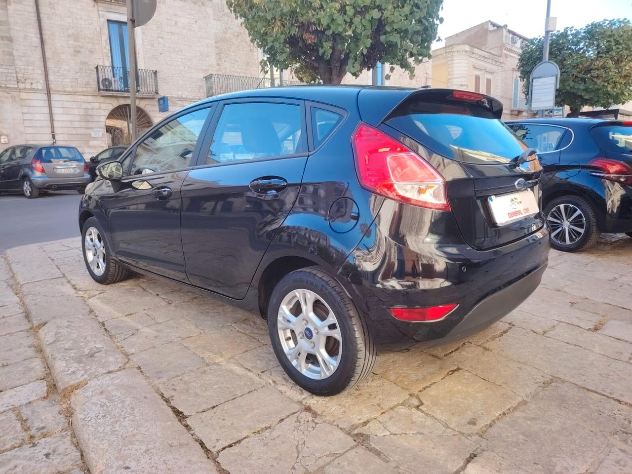 Ford Fiesta 1.4 5 porte Bz.- GPL Business