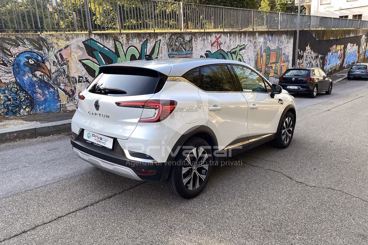 RENAULT Captur Mild Hybrid 140 CV Techno