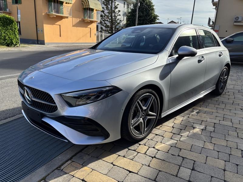 Mercedes A 180 AMG Line Premium DCT LED-NAVI-18"