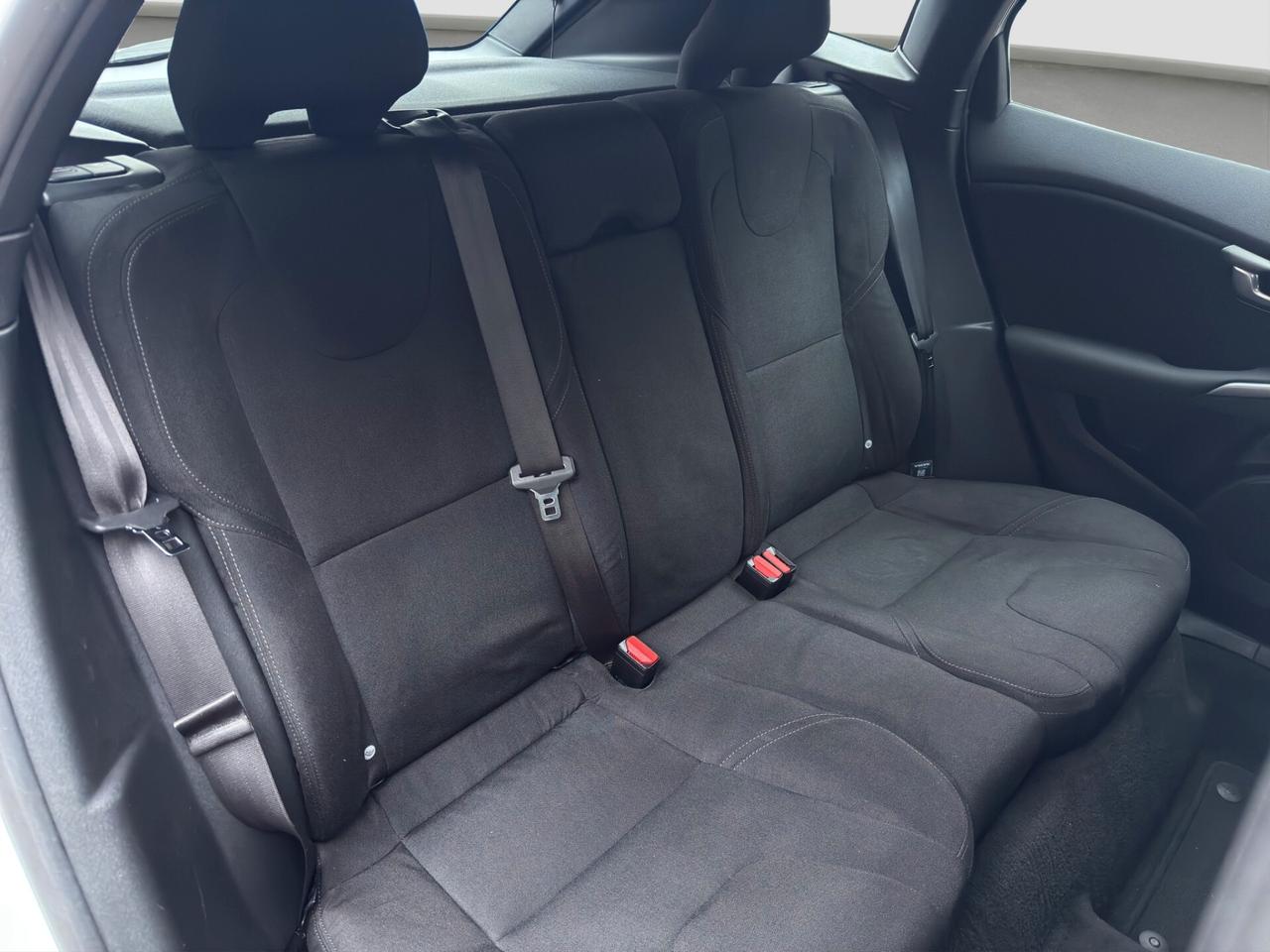 Volvo V40 Cross Country D2 1.6 Momentum