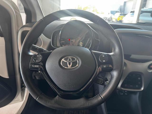 TOYOTA Aygo 1.0 VVT-i 69 CV 5 porte x-play TSS