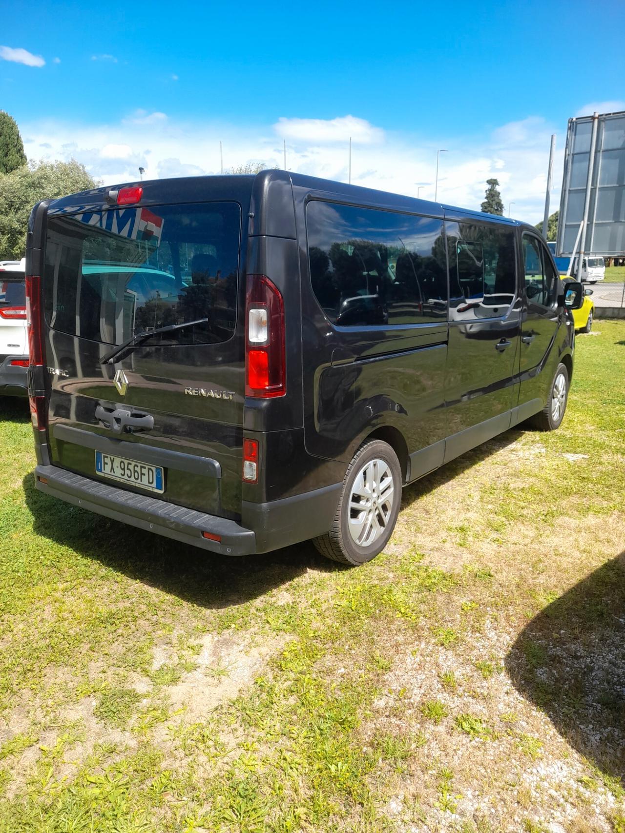 Renault Trafic T27 2.0 dCi 145CV EDC PC-TN Intens Energy