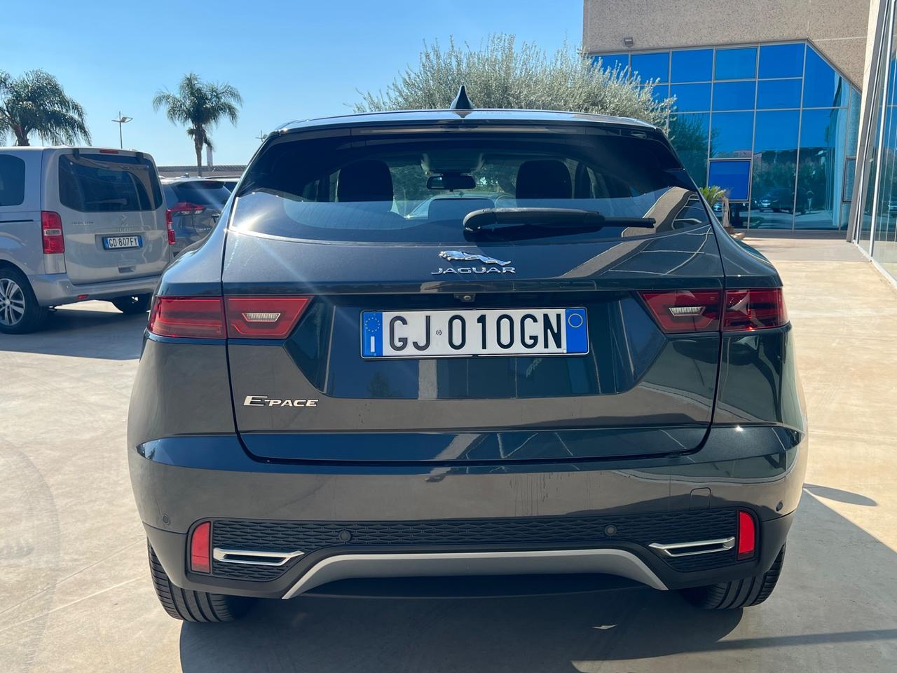 Jaguar E-Pace 2.0D I4 163 CV AWD Auto - AUTOCARRO N1